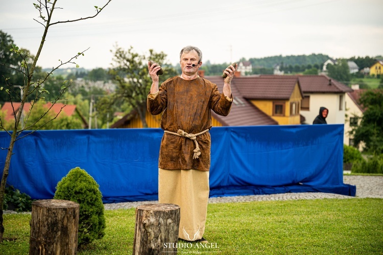 Skrzydlna. Misterium tajemnic światła