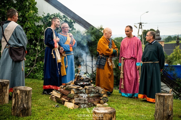 Skrzydlna. Misterium tajemnic światła