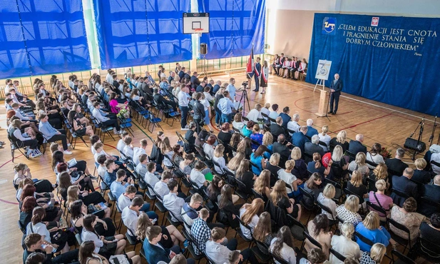 Trwa rekrutacja uzupełniająca do szkół średnich.