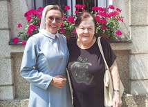 	Inicjatorka pomocy  dla Boliwii Maria Froncz wraz z s. Katarzyną Kociołek.