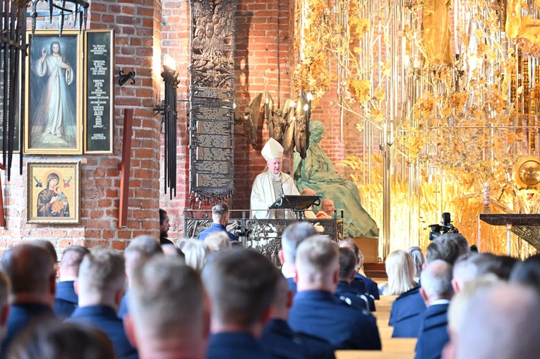 Uroczystości Święta Policji w bazylice św. Brygidy