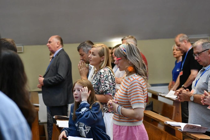 W Rokitnie trwa sesja o pilotowaniu kręgów Domowego Kościoła