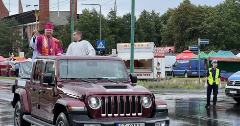 Bp Olszowski: Niech odpowiedzialne zachowanie na drodze będzie znakiem naszej wiary