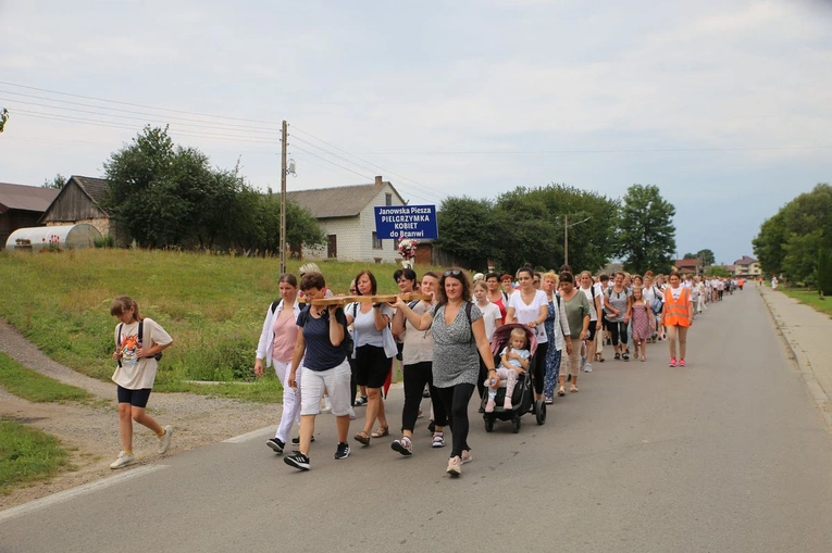 II Piesza Pielgrzymka Kobiet z Janowa Lubelskiego do Branwi