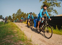 Rowerami z Kokotka do Azerbejdżanu - na pełnym Baku