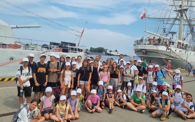 Ponad 60 dzieci z parafii Żabno spędziło wakacje nad morzem