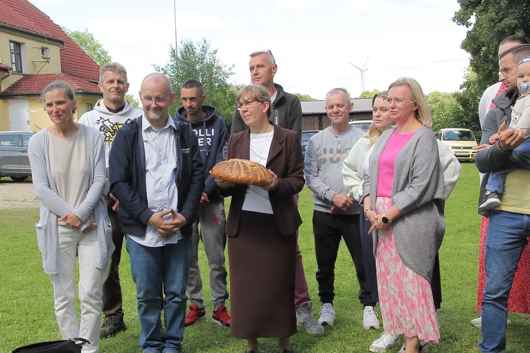 Łamanie sie chlebem