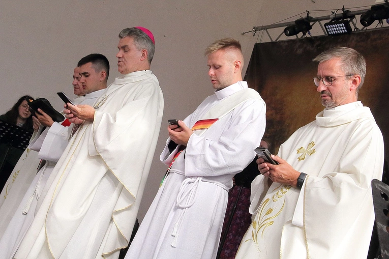 Przystanek Jezus - Msza św. cz. 1