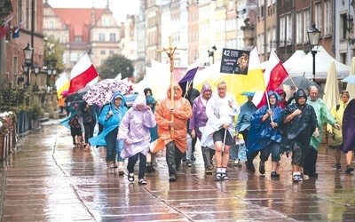 Wszystkie archidiecezjalne strumienie dotrą do Matki 12 sierpnia.