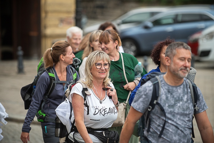 Start XXI Pieszej Pielgrzymki Świdnickiej