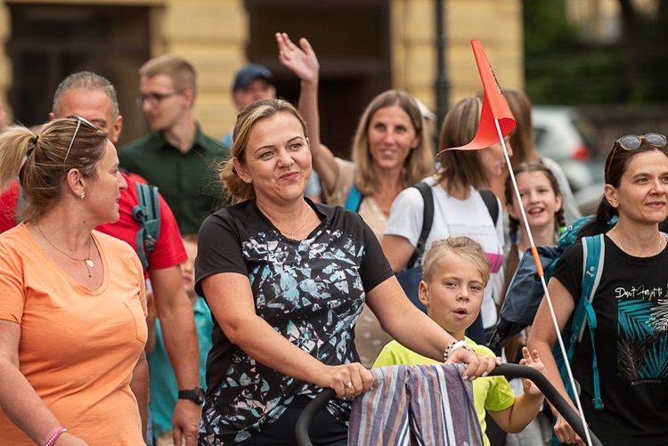 Start XXI Pieszej Pielgrzymki Świdnickiej