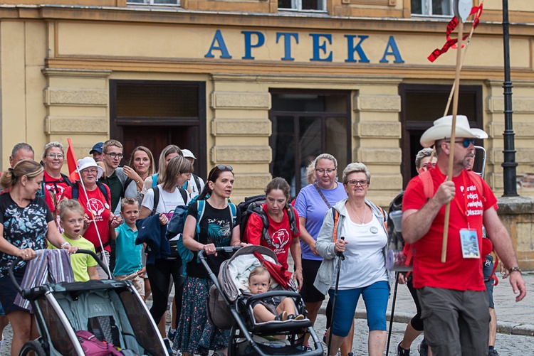 Start XXI Pieszej Pielgrzymki Świdnickiej