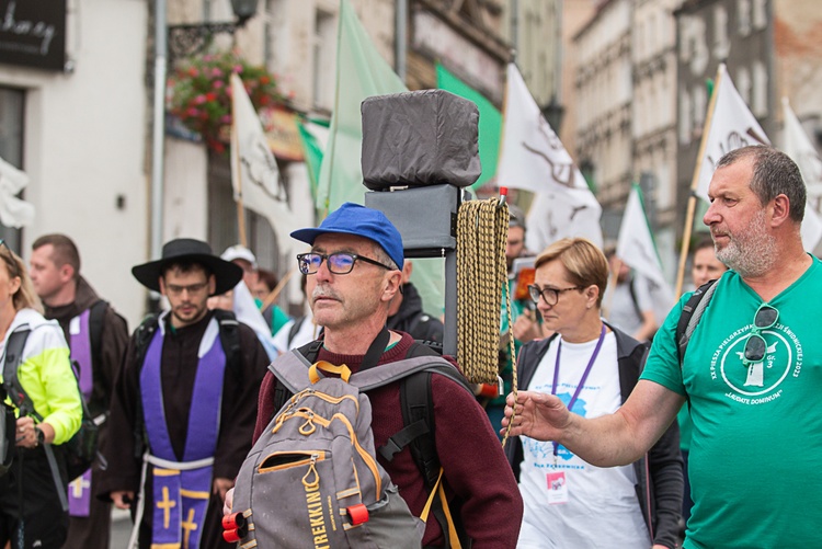 Start XXI Pieszej Pielgrzymki Świdnickiej