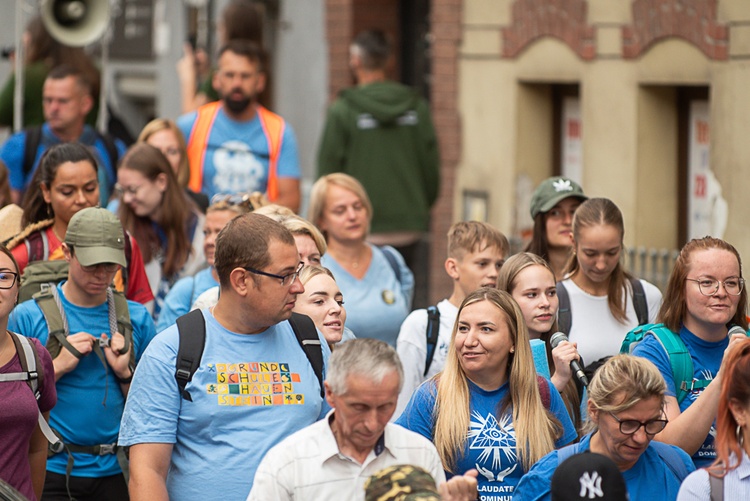 Start XXI Pieszej Pielgrzymki Świdnickiej