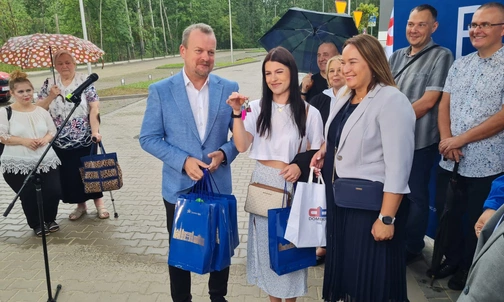Sosnowiec. Pierwsi mieszkańcy osiedla NaftNova odebrali klucze