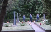 Msza św. na cmentarzu Powstańców Warszawy
