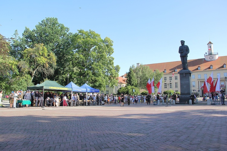 Uroczystości na placu Piłsudskiego