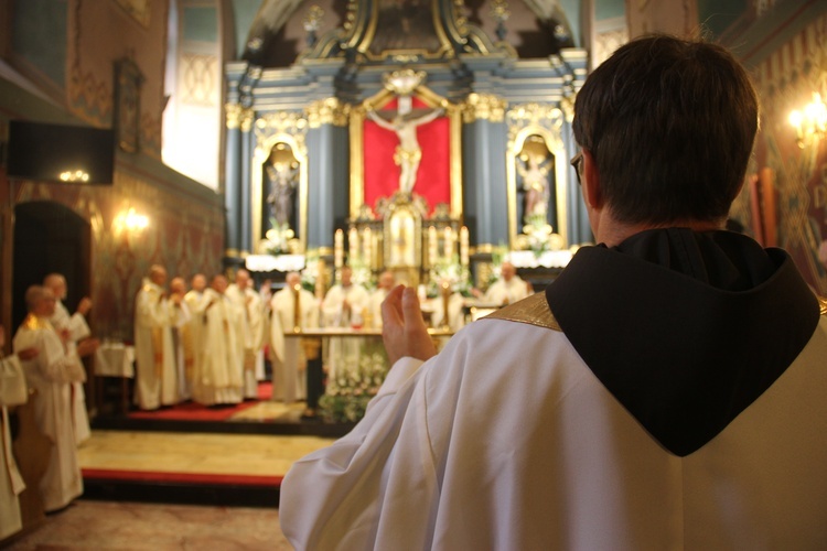 Inauguracja kaplicy Wieczystej Adoracji i odpust Porcjunkuli u franciszkanów w Wieliczce