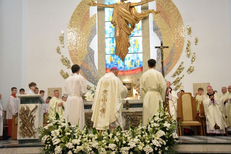 Poświęcenie pomnika Prymasa Tysiąclecia w Radomiu