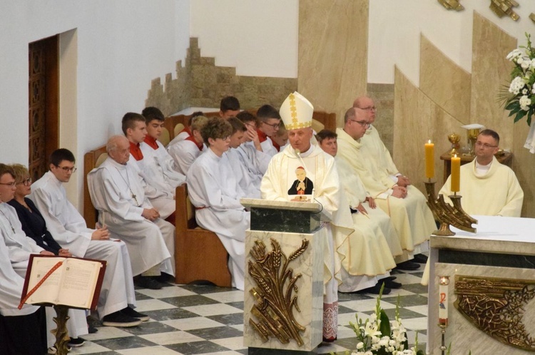 Poświęcenie pomnika Prymasa Tysiąclecia w Radomiu