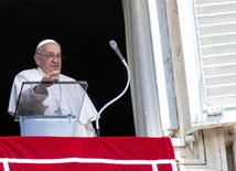 Papież: Dziedzictwem rodziców jest miłość, a nie pieniądze