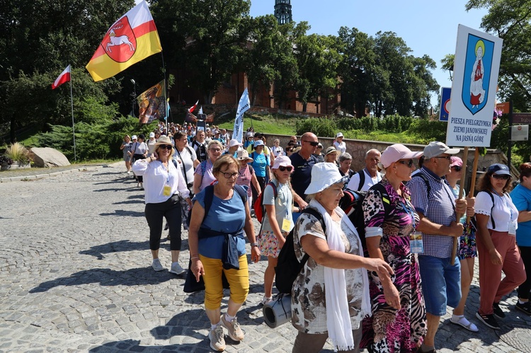 Z Sandomierza na Jasną Górę