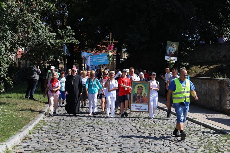 Z Sandomierza na Jasną Górę