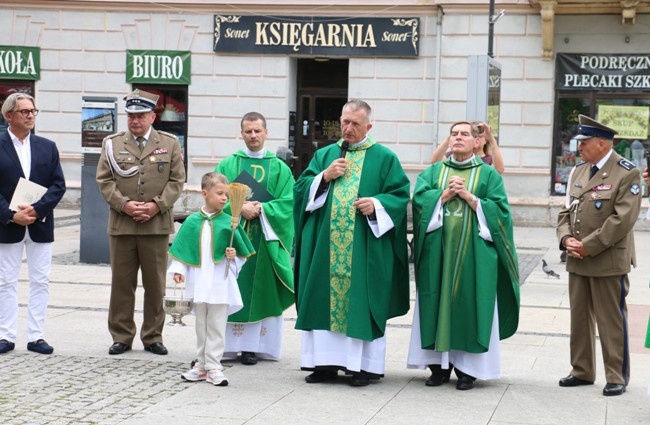 Wystawa pamięci kapelanów katyńskich