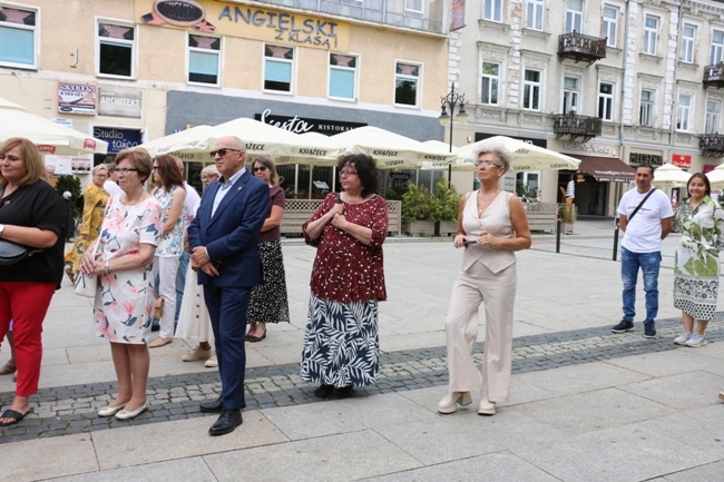 Wystawa pamięci kapelanów katyńskich