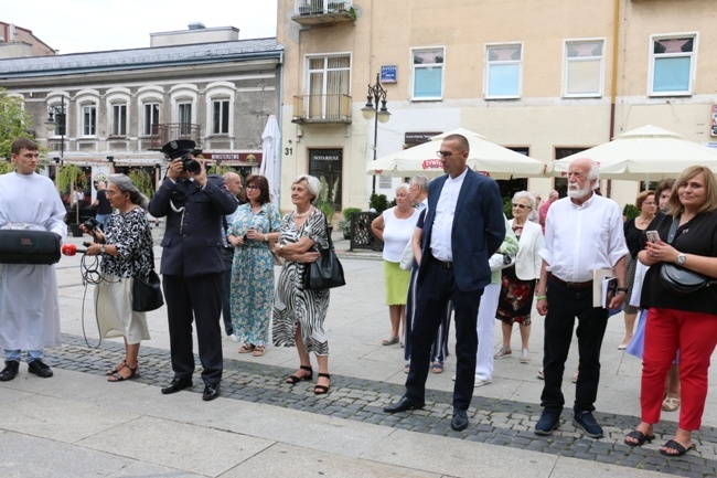 Wystawa pamięci kapelanów katyńskich