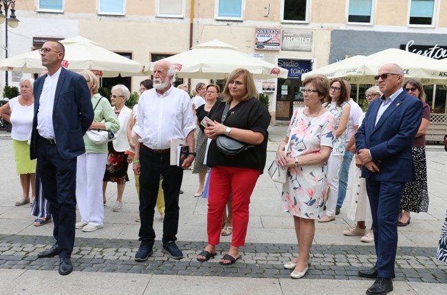 Wystawa pamięci kapelanów katyńskich