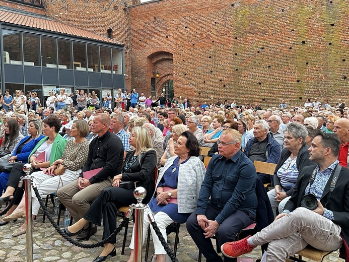 Opinogóra-Ciechanów. Festiwal Mazovia Romantica