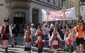 Wyjście 44. Pieszej Pielgrzymki Krakowskiej z Wawelu na Jasną Górę