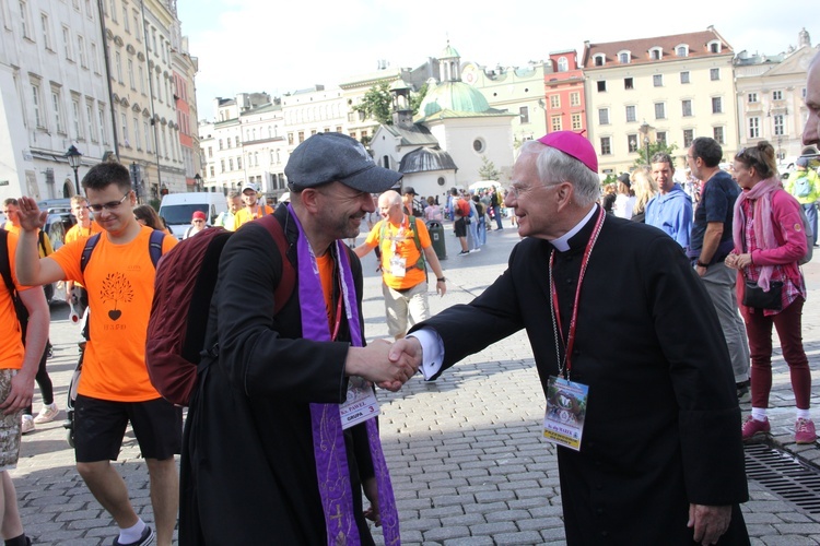 Wyjście 44. Pieszej Pielgrzymki Krakowskiej z Wawelu na Jasną Górę