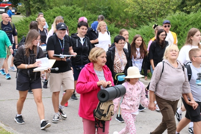 Pątnicy już w drodze