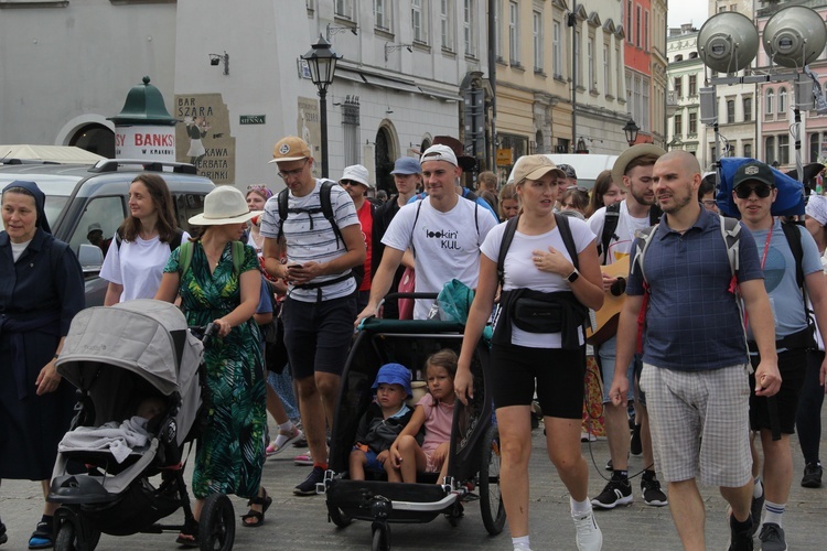 Wyjście 44. Pieszej Pielgrzymki Krakowskiej z Wawelu na Jasną Górę