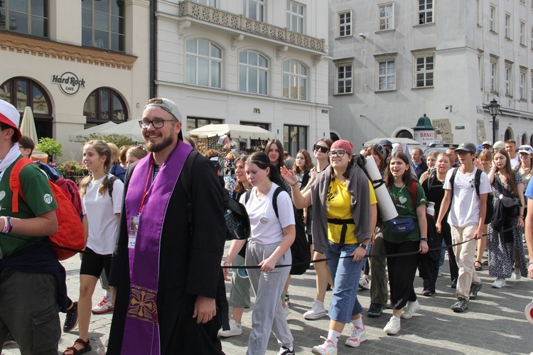 Wyjście 44. Pieszej Pielgrzymki Krakowskiej z Wawelu na Jasną Górę