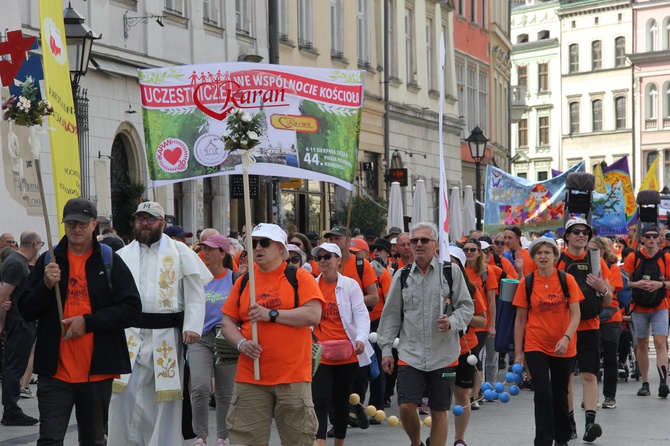 Wyjście 44. Pieszej Pielgrzymki Krakowskiej z Wawelu na Jasną Górę