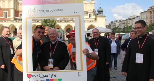 Wyjście 44. Pieszej Pielgrzymki Krakowskiej z Wawelu na Jasną Górę