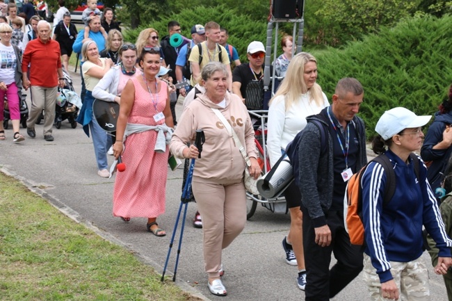 Wyruszyła 46. Piesza Pielgrzymka Diecezji Radomskiej na Jasną Górę