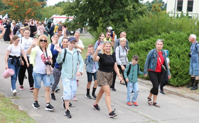 Wyruszyła 46. Piesza Pielgrzymka Diecezji Radomskiej na Jasną Górę