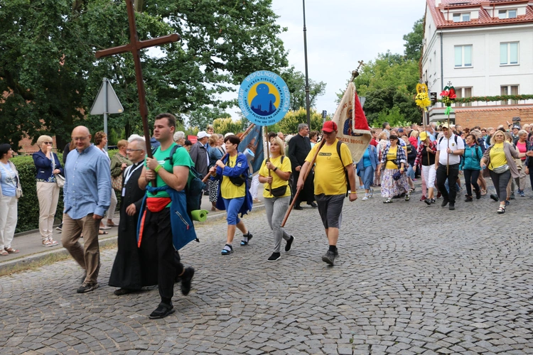 Płock. Wyjście pielgrzymki. Część I