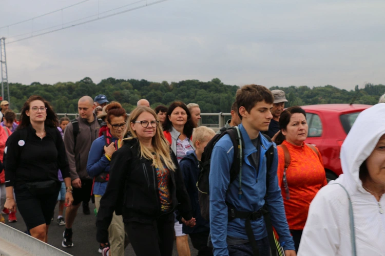 Płock. Wyjście pielgrzymki. Część II