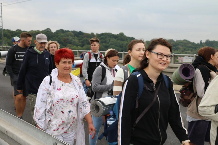 Płock. Wyjście pielgrzymki. Część II