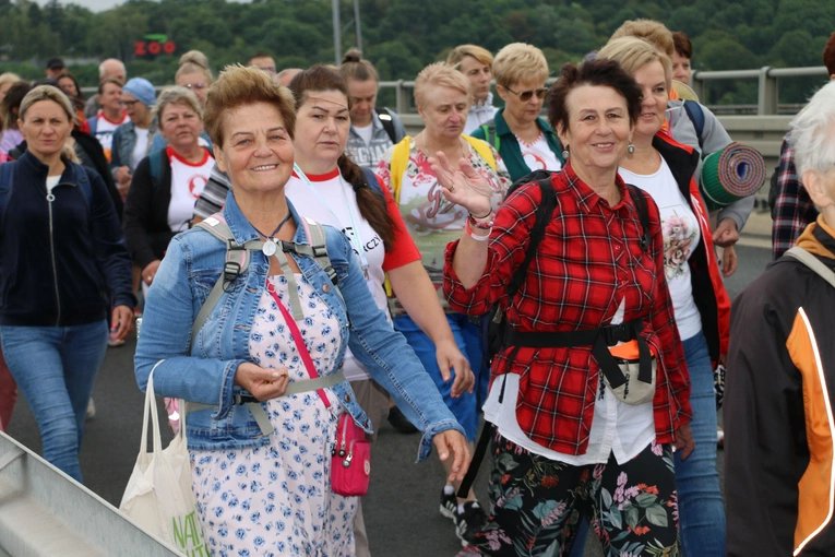Płock. Wyjście pielgrzymki. Część II