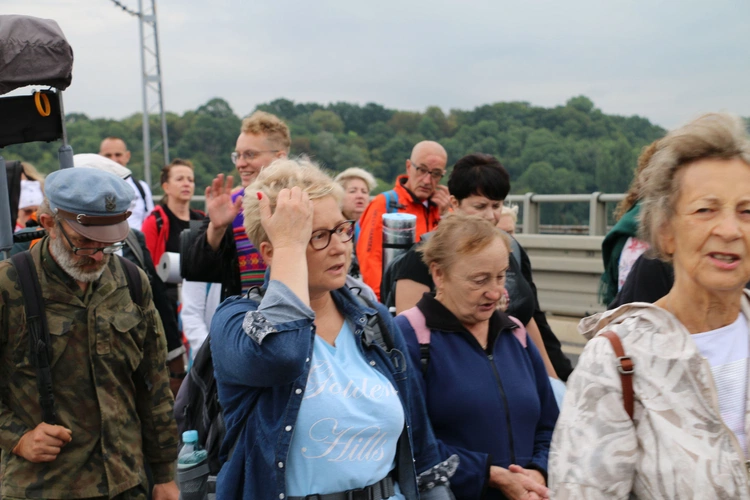 Płock. Wyjście pielgrzymki. Część II