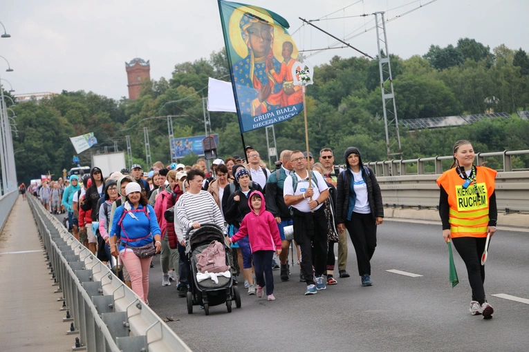 Płock. Wyjście pielgrzymki. Część II