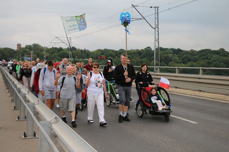 Płock. Wyjście pielgrzymki. Część II