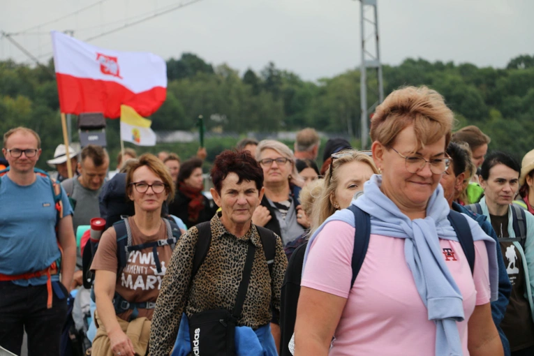 Płock. Wyjście pielgrzymki. Część II