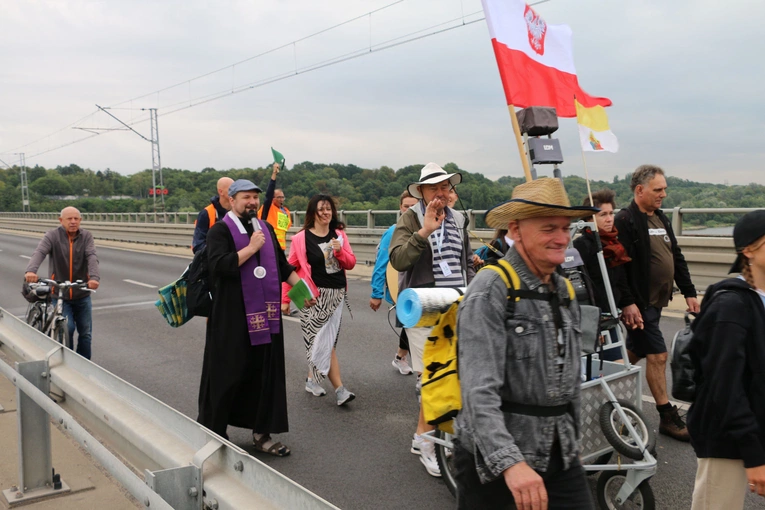 Płock. Wyjście pielgrzymki. Część II